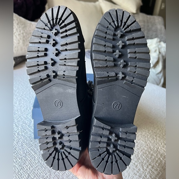 Universal Thread Rue Boots - Picture 5 of 6